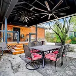 Woodlawn Hideaway