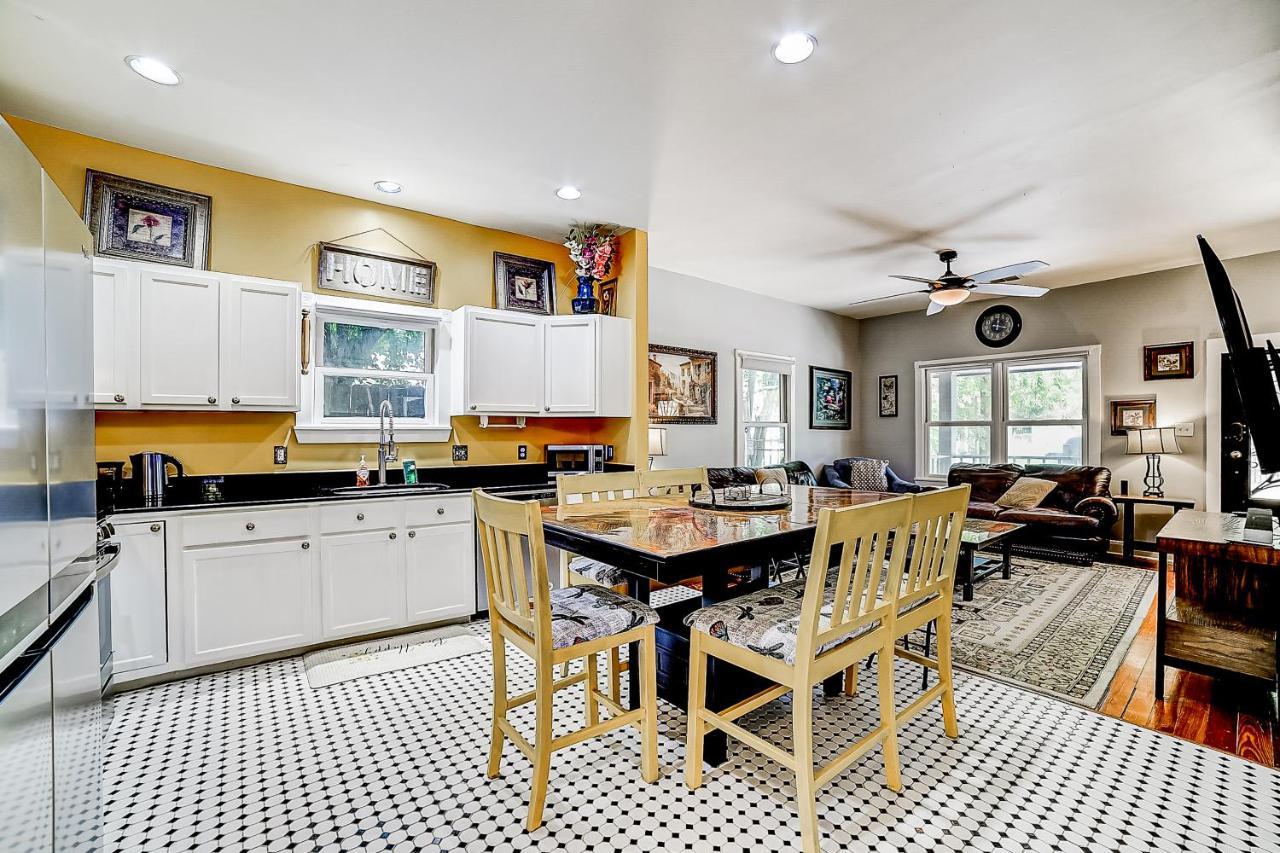 Woodlawn Hideaway